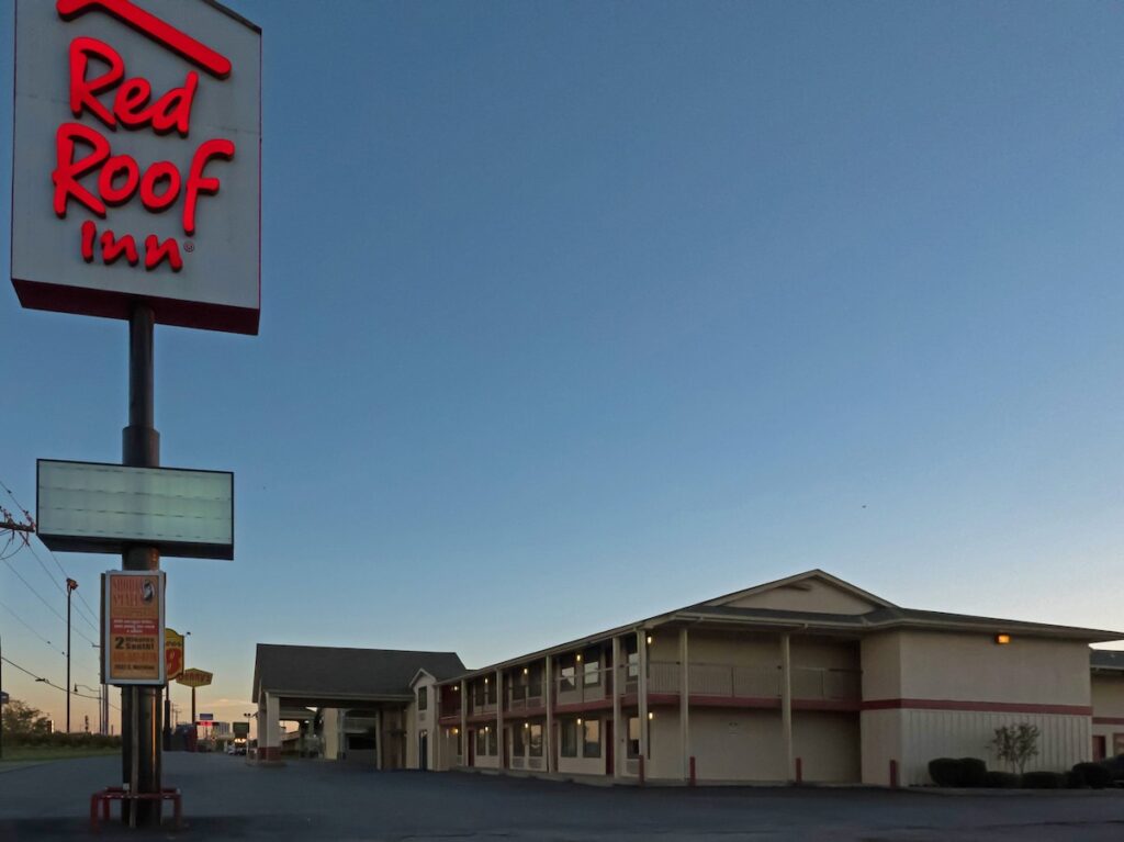 Red Roof Inn Oklahoma Airport  I-40 W/Fairgrounds